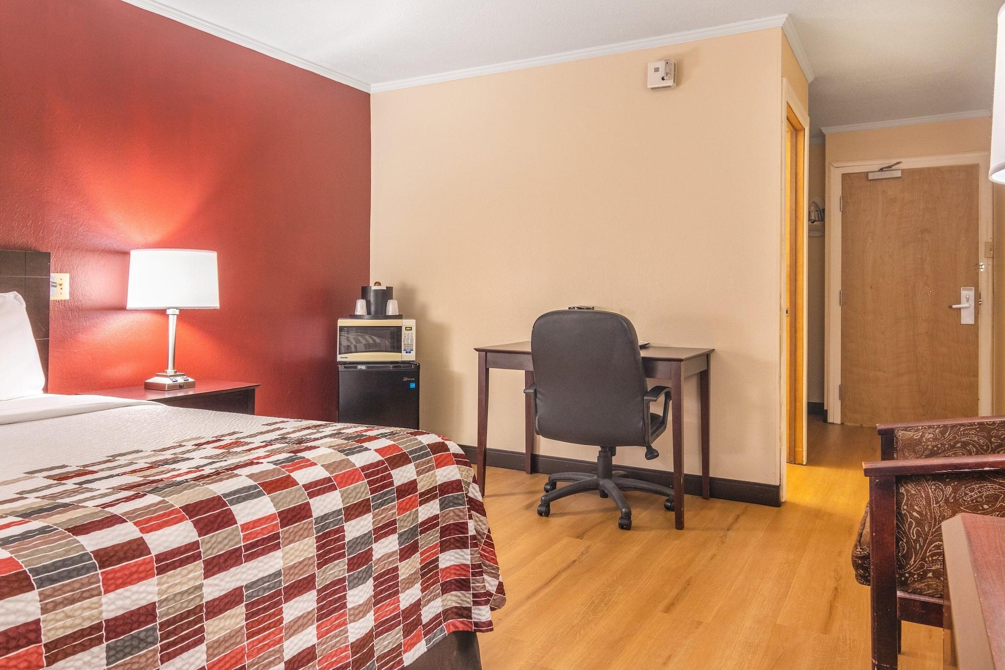 Red Roof Inn Ashtabula - Austinburg Экстерьер фото
