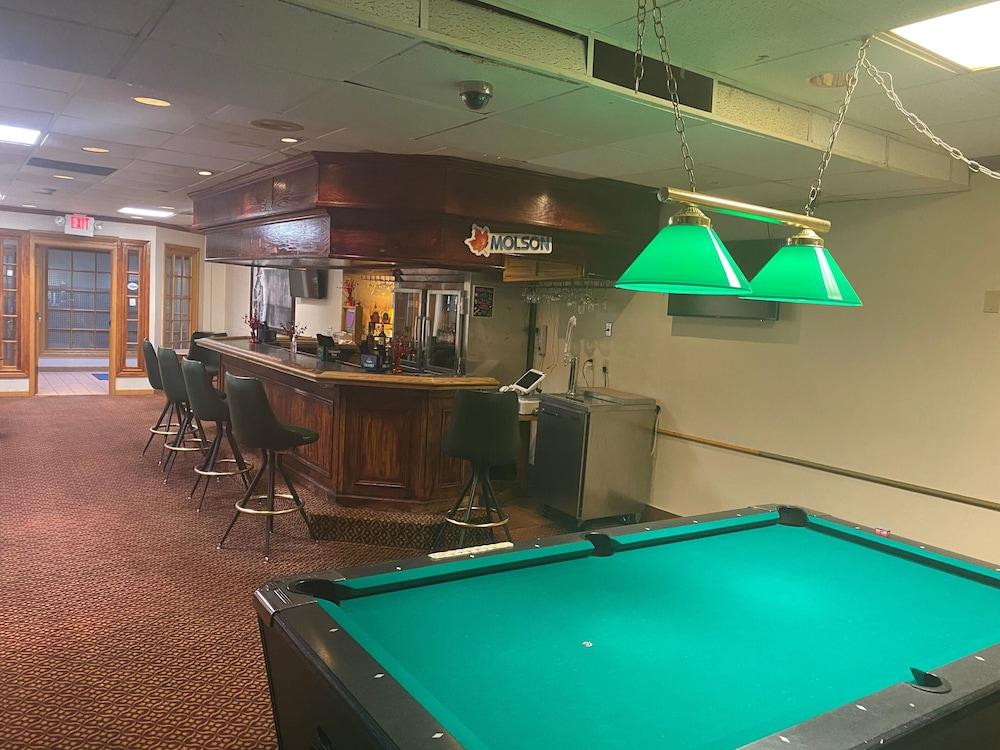 Red Roof Inn Ashtabula - Austinburg Экстерьер фото