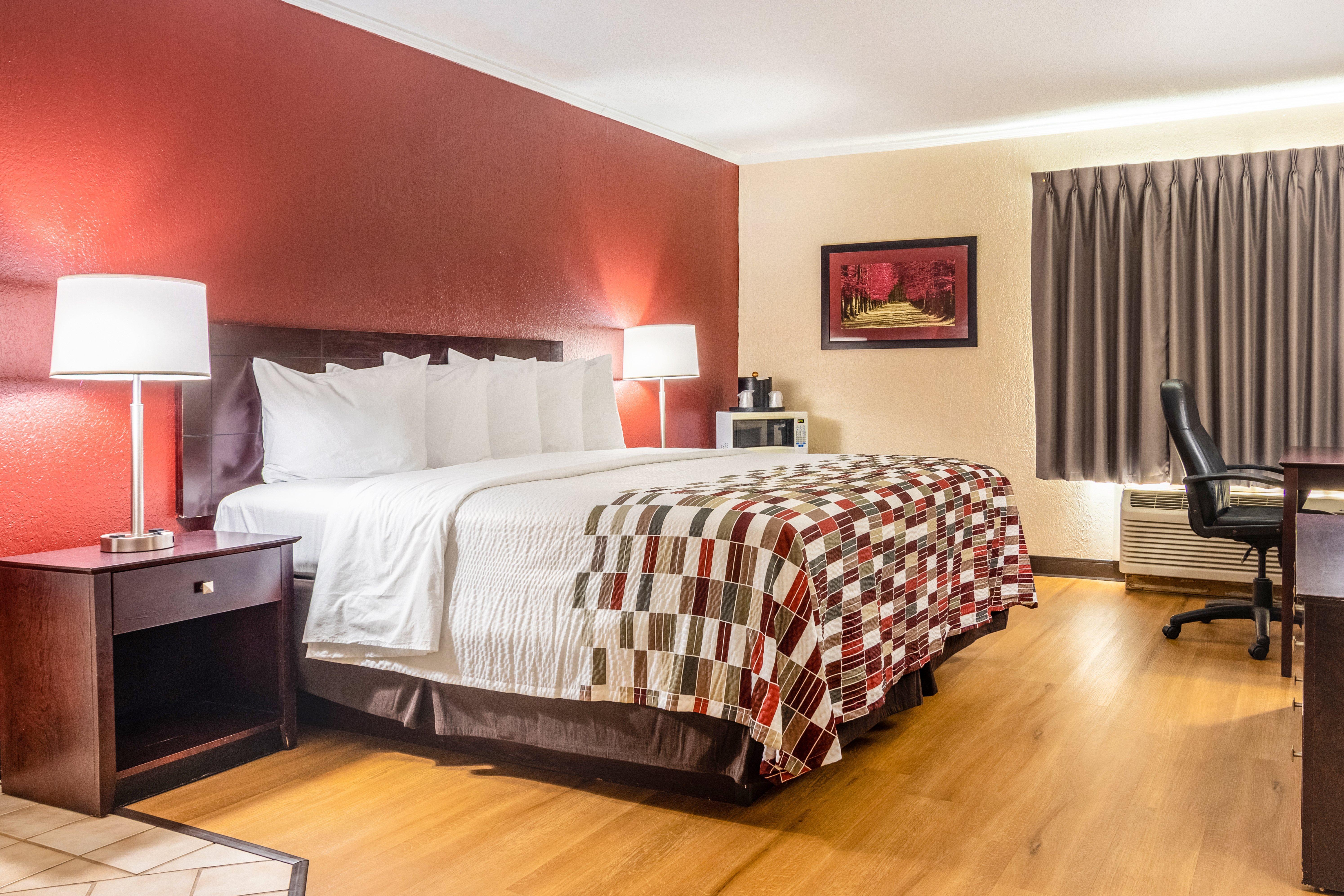 Red Roof Inn Ashtabula - Austinburg Экстерьер фото
